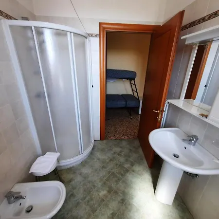 Canal Nocleg ze śniadaniem 3*